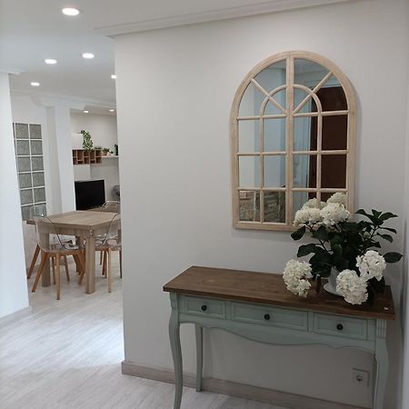 Апартаменти Piso Deluxe En El Centro Con Ascensor Кастро-Урдіалес Номер фото