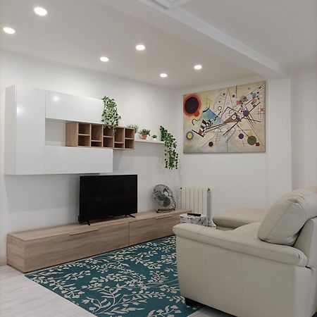 Апартаменти Piso Deluxe En El Centro Con Ascensor Кастро-Урдіалес Номер фото